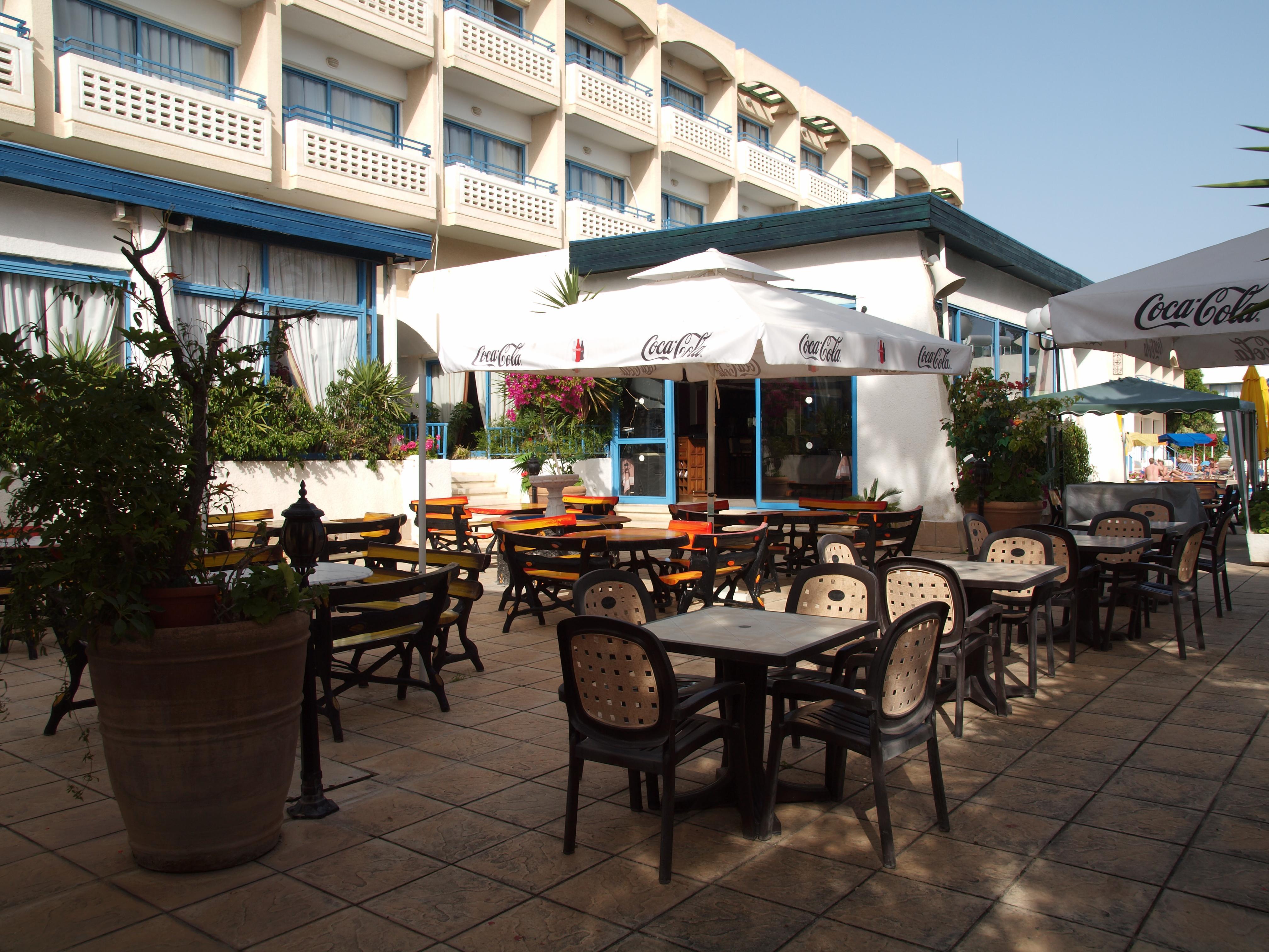 Paphiessa Hotel & Apartments Paphos Exterior foto